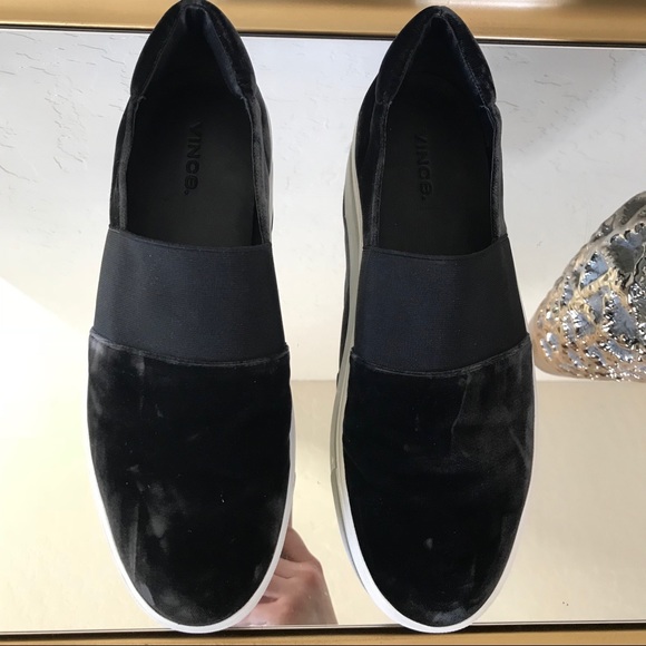Vince Velvet ‘Corbin’ Slip On Sneakers - Picture 2 of 8
